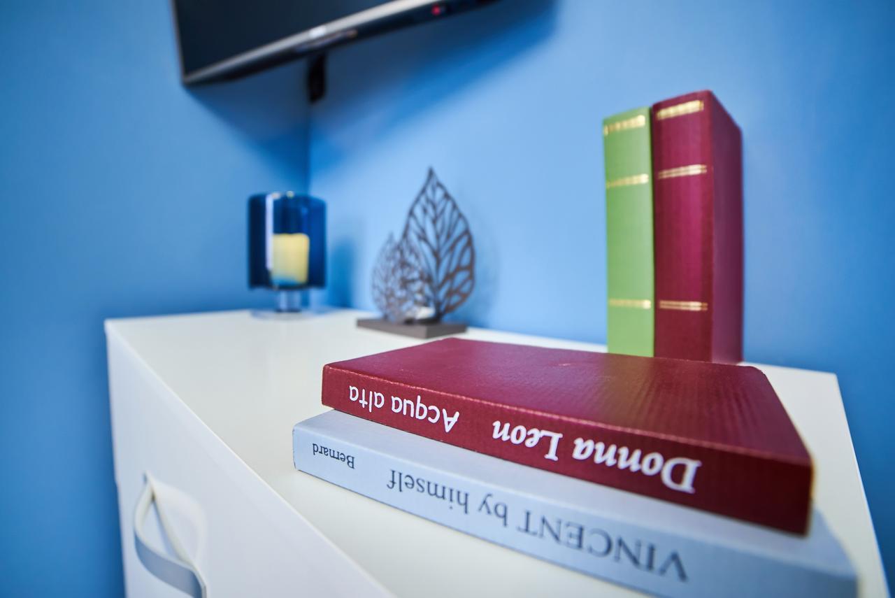 Romantic Apartment In The Сity Сenter Lviv Ngoại thất bức ảnh